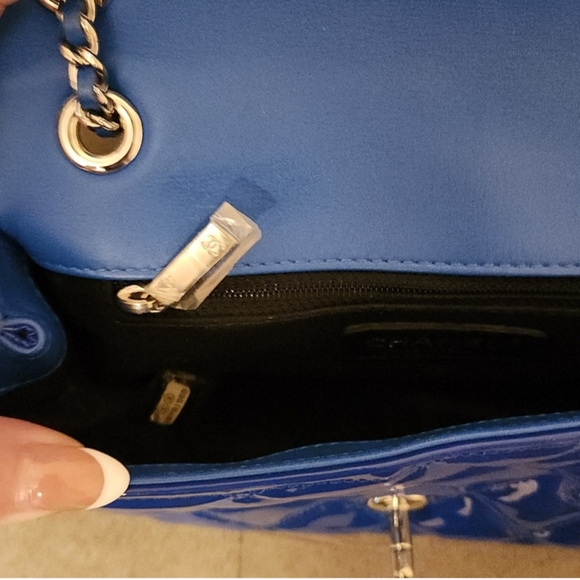 Chanel Patent Blue Medium Crossbody/ Shoulder Handbag 💙⚡️ - Picture 5 of 13